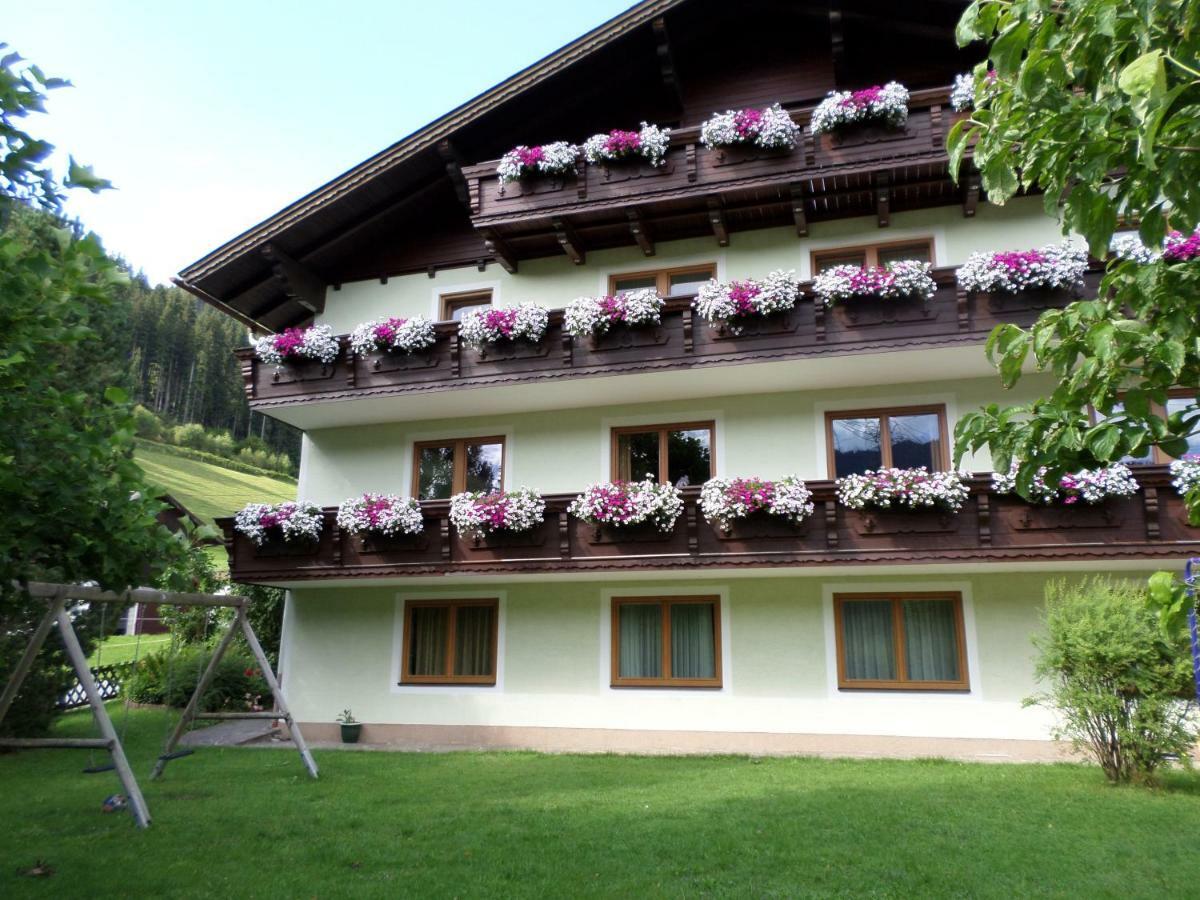 Gaestehaus Huber Fruehstueckspension Schladming Extérieur photo